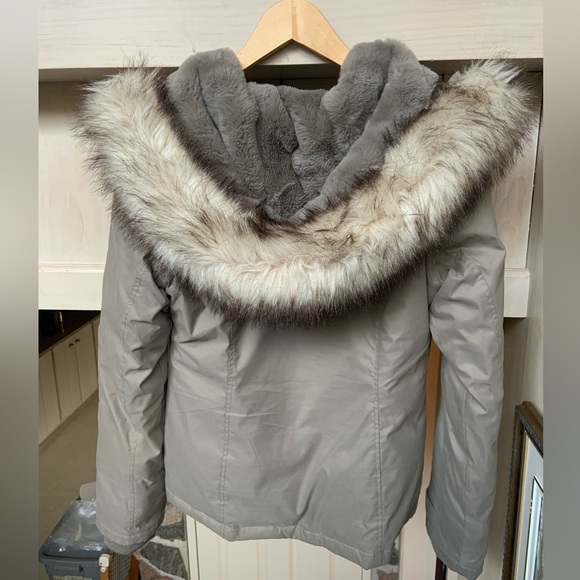TNA New Summit Jacket from Aritzia … like new! - Picture 12 of 16